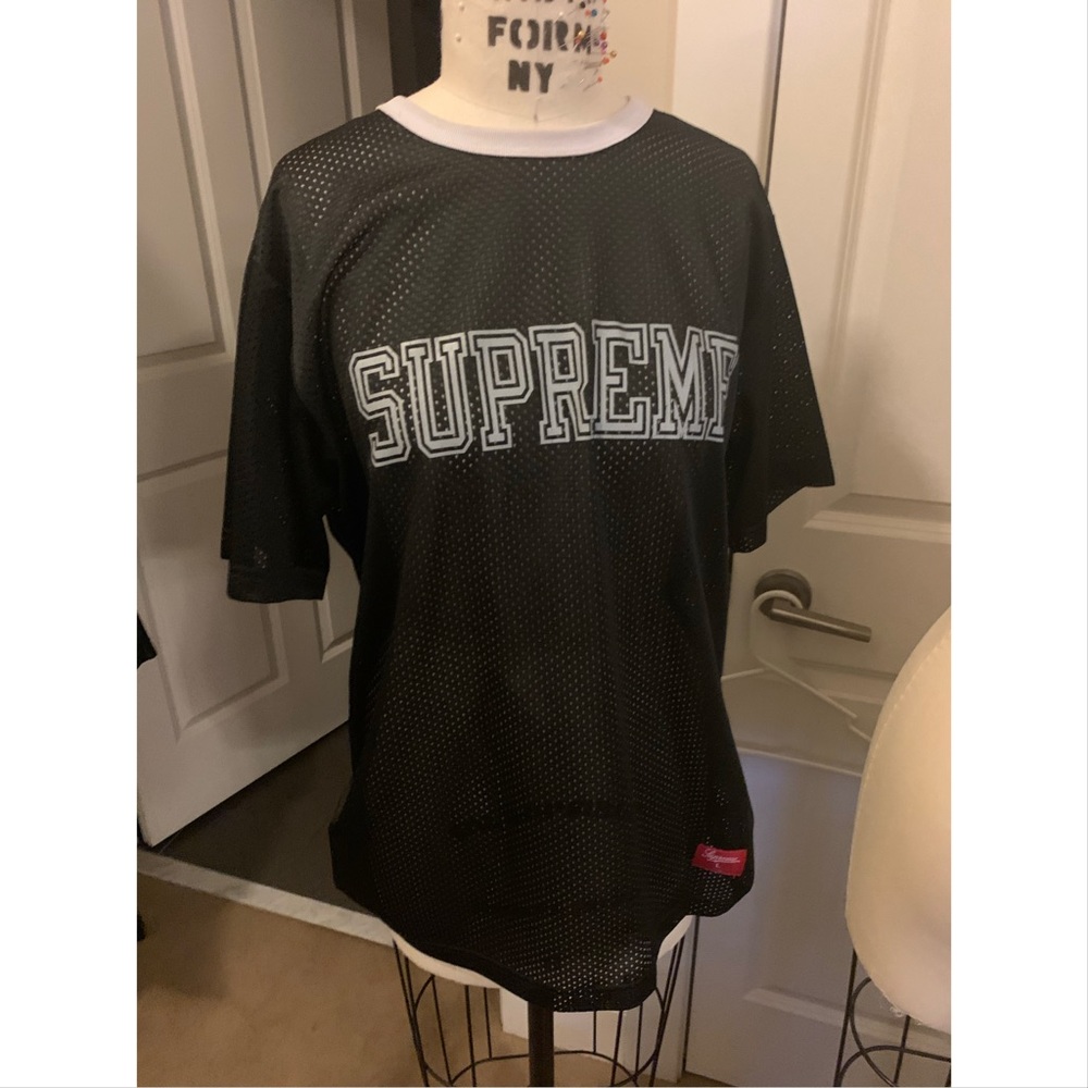 Supreme mesh tshirt